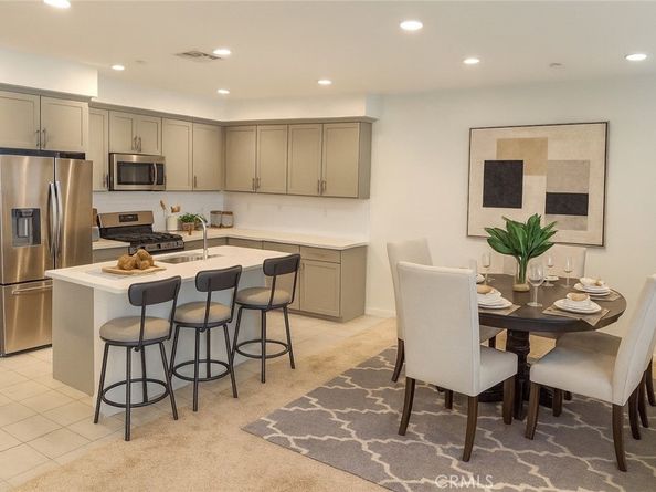 302 Limestone, Lake Forest CA 92610