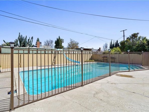 7060 Morse Avenue, North Hollywood CA 91605