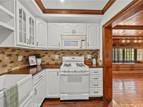 10132 Wish Avenue, Northridge CA 91325