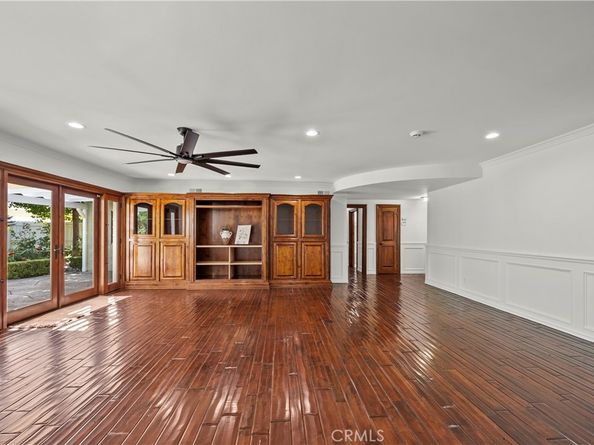 10132 Wish Avenue, Northridge CA 91325