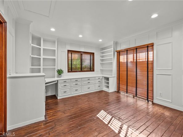 10132 Wish Avenue, Northridge CA 91325