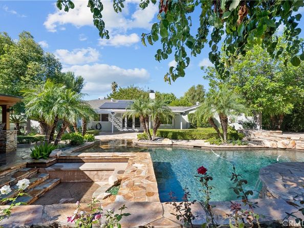 10132 Wish Avenue, Northridge CA 91325