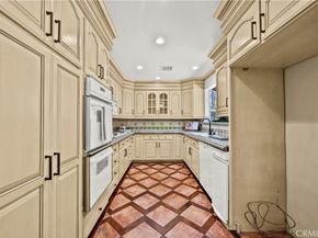 10132 Wish Avenue, Northridge CA 91325