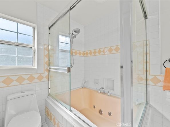 10132 Wish Avenue, Northridge CA 91325