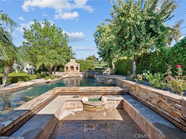 10132 Wish Avenue, Northridge CA 91325