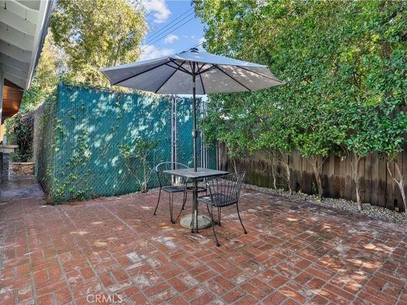 10132 Wish Avenue, Northridge CA 91325