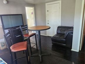 736 W 41st Place, Los Angeles CA 90037