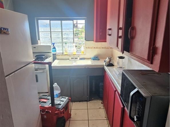 736 W 41st Place, Los Angeles CA 90037