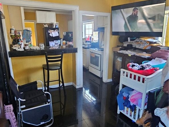 736 W 41st Place, Los Angeles CA 90037