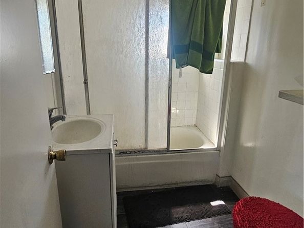 736 W 41st Place, Los Angeles CA 90037