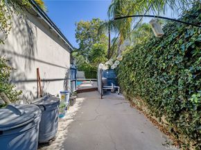 17650 Welby Way, Lake Balboa CA 91406