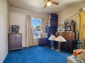 17650 Welby Way, Lake Balboa CA 91406