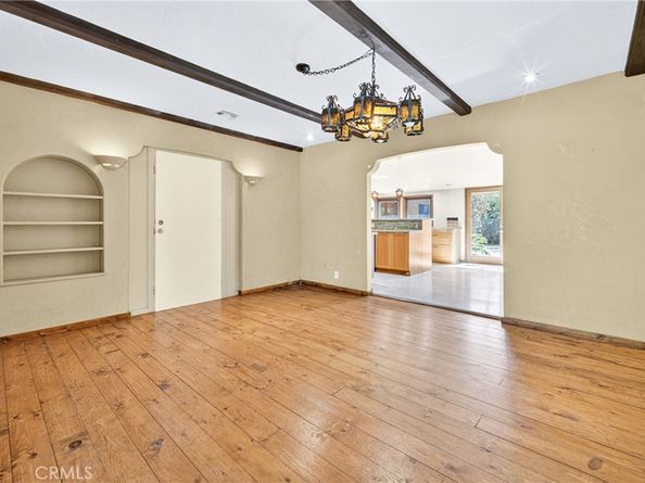 14720 Valerio, Van Nuys CA 91405