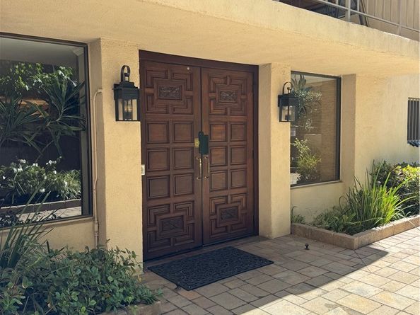 330 W California Boulevard, Pasadena CA 91105