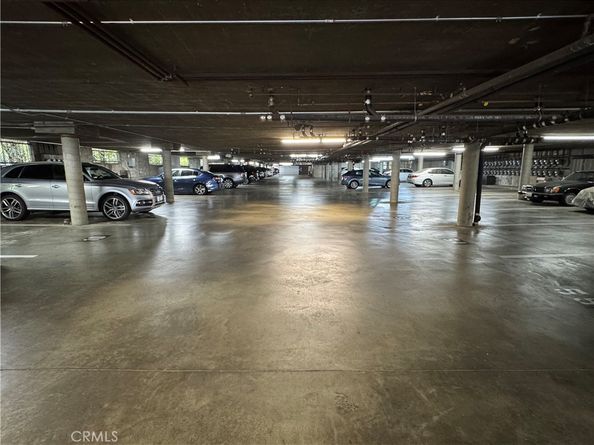 330 W California Boulevard, Pasadena CA 91105