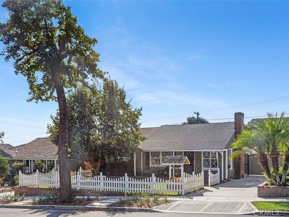 2755 N Lincoln Street, Burbank CA 91504