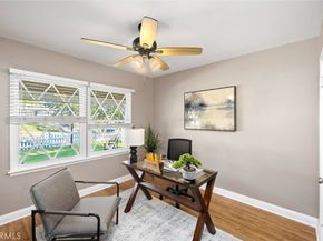 2755 N Lincoln Street, Burbank CA 91504