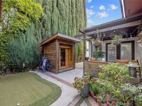 10441 Bloomfield, Toluca Lake CA 91602