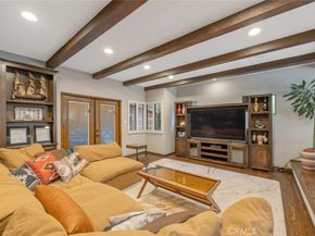 10441 Bloomfield, Toluca Lake CA 91602