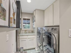 10441 Bloomfield, Toluca Lake CA 91602