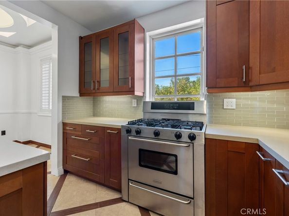 8655 Hillside Avenue, Los Angeles CA 90069
