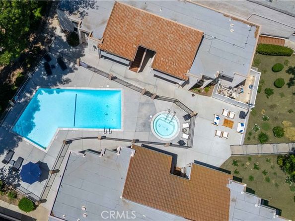 28947 Thousand Oaks 139, Agoura Hills CA 91301