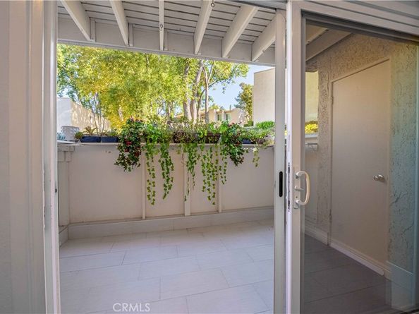 28947 Thousand Oaks 139, Agoura Hills CA 91301
