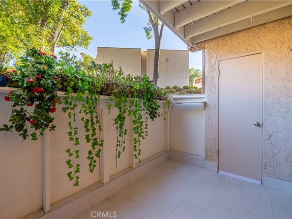 28947 Thousand Oaks 139, Agoura Hills CA 91301