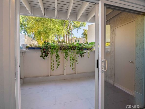 28947 Thousand Oaks 139, Agoura Hills CA 91301