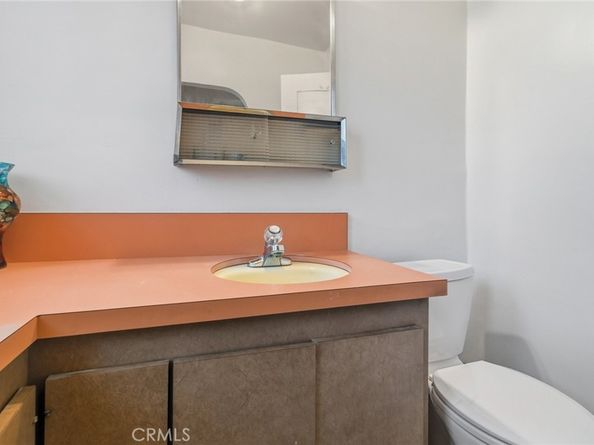 2650 Daisy Avenue, Long Beach CA 90806