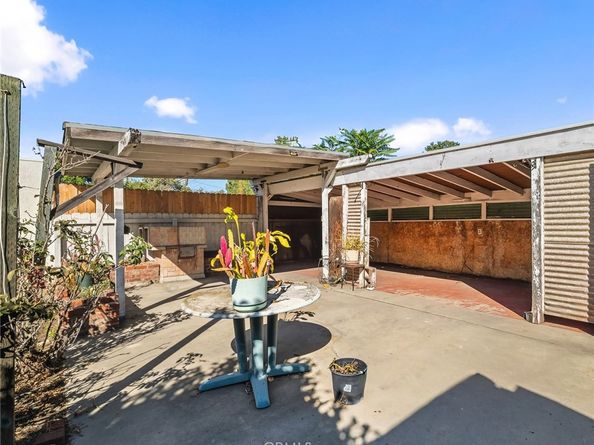 2650 Daisy Avenue, Long Beach CA 90806