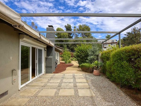 1465 Washburn Road, Pasadena CA 91105