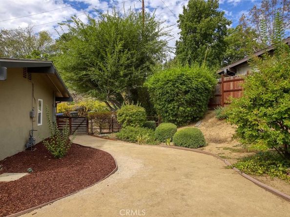 1465 Washburn Road, Pasadena CA 91105