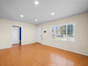 6556 Satsuma, North Hollywood CA 91606