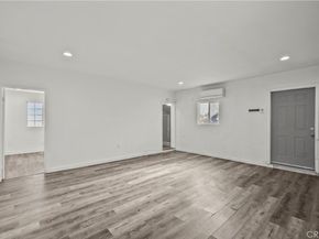 6556 Satsuma, North Hollywood CA 91606