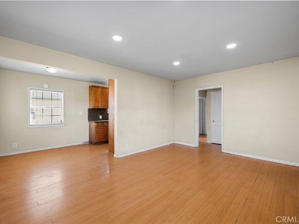 6556 Satsuma, North Hollywood CA 91606