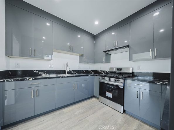 9055 Forbes Avenue, Northridge CA 91343