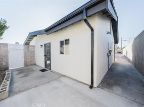 9055 Forbes Avenue, Northridge CA 91343