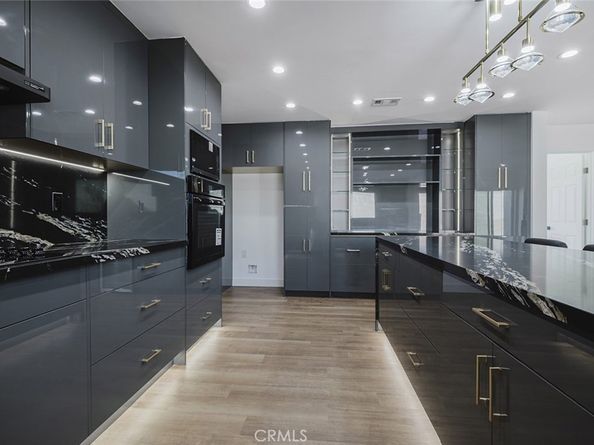 9055 Forbes Avenue, Northridge CA 91343