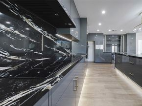 9055 Forbes Avenue, Northridge CA 91343