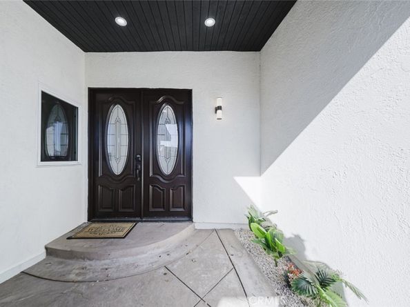 9055 Forbes Avenue, Northridge CA 91343