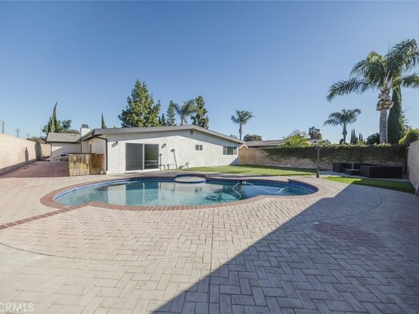 9055 Forbes Avenue, Northridge CA 91343