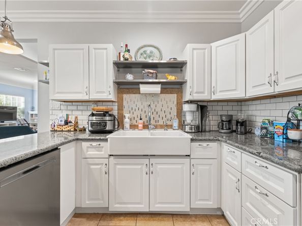 14835 Kittridge Street, Van Nuys CA 91405