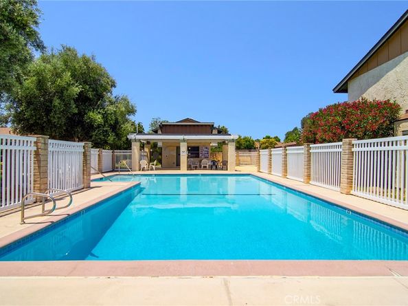 18931 Kittridge Street 73, Reseda CA 91335