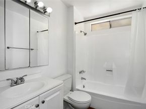 18931 Kittridge Street 73, Reseda CA 91335