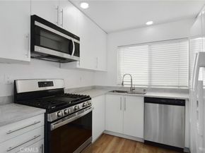 18931 Kittridge Street 73, Reseda CA 91335