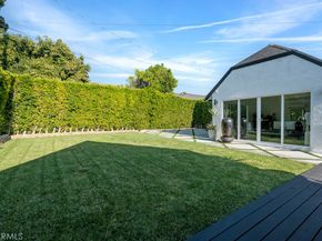 1911 W Kenneth Rd, Glendale CA 91201