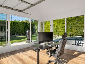 1911 W Kenneth Rd, Glendale CA 91201