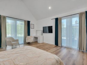 1911 W Kenneth Rd, Glendale CA 91201