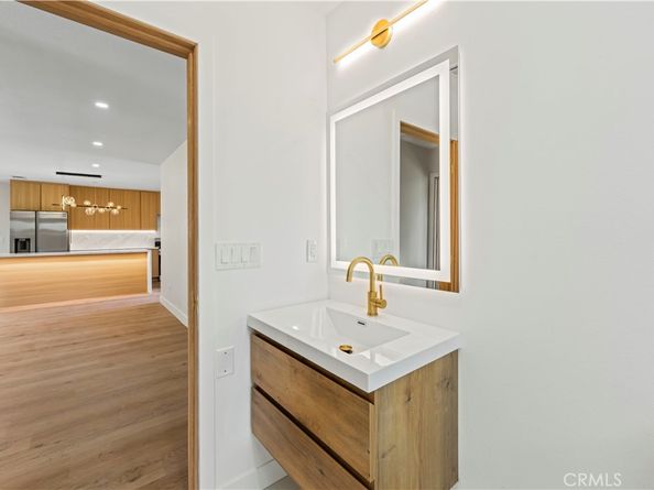 14890 Foothill Boulevard, Sylmar CA 91342